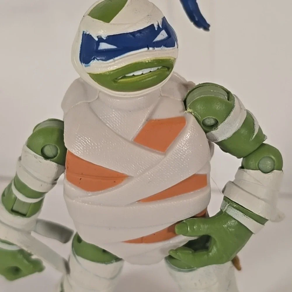TMNT Tales of the Teenage‎ Mutant Ninja Turtles Monsters + Mutants Mummy Leo